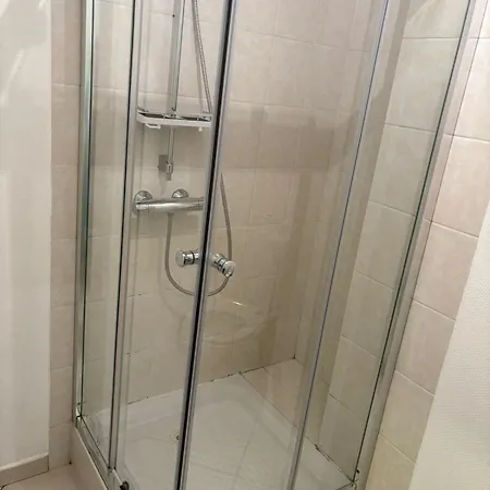 Lea Near A31 Thermes Lux Apartamento *